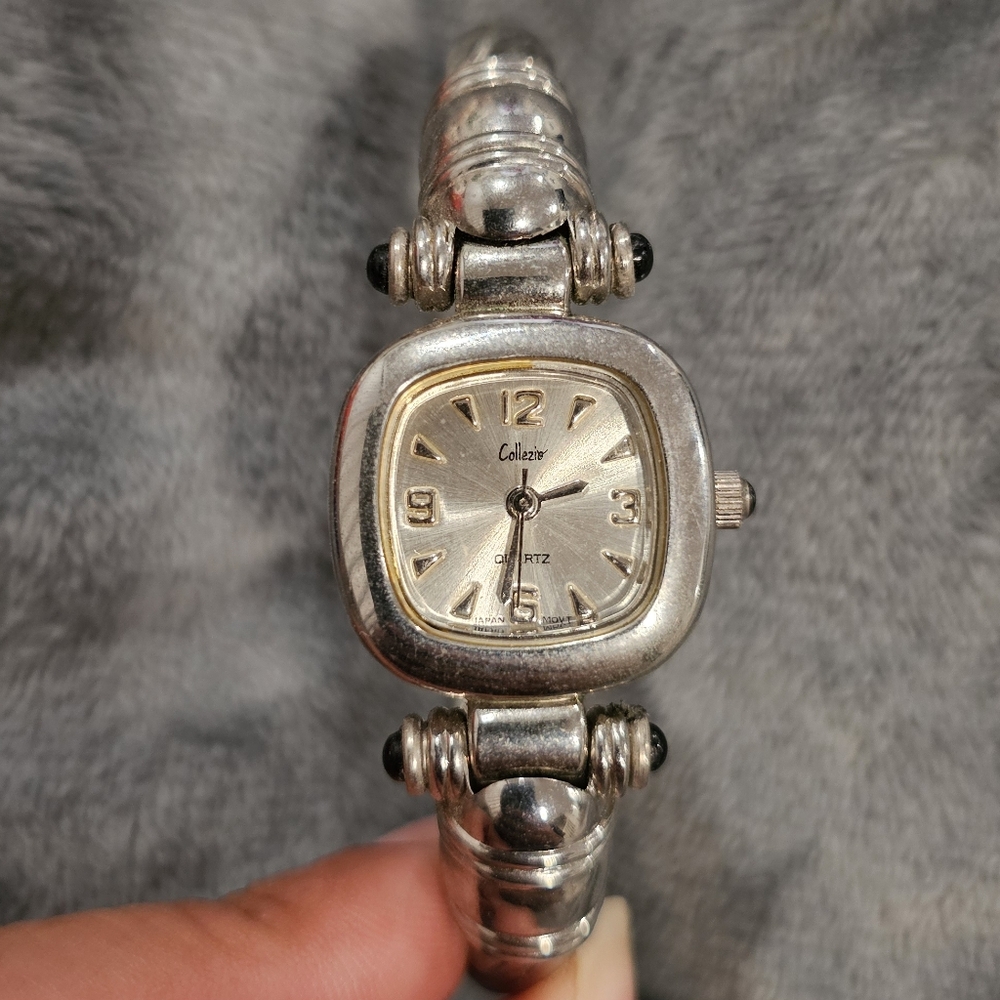 Collezio Quartz Stainless Steel Bracelet Bangle Watch